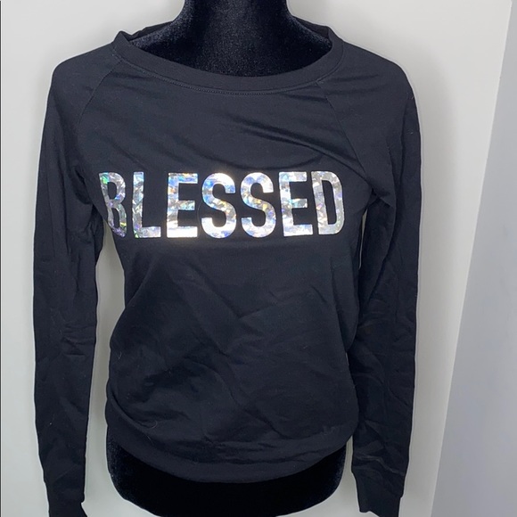 long sleeve shirt 💜 - Picture 2 of 3